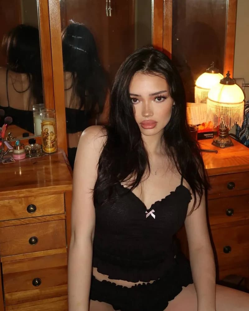 p.php Escort İlanı Gizem - %100 Gerçek Fotoğraflı Randevu