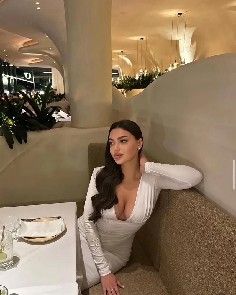 structalphapartners Nadia İstanbul Escort Galeri Görseli 3 - özel konsept